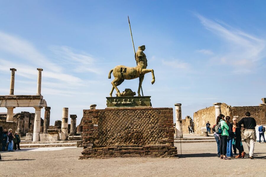 Naples: Pompeii and Mt. Vesuvius with Lunch and Wine Tasting - Price and value: what you’re really paying for