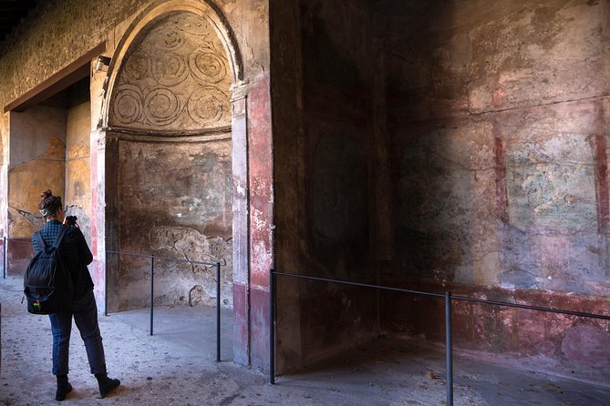 Pompeii & Mt.Vesuvius Day Tour from Naples with Pizza Lunch - Pizza lunch near Pompeii: what the included meal means for your time