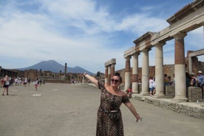Pompeii, Positano & Amalfi Coast from Rome or Naples -Semiprivate