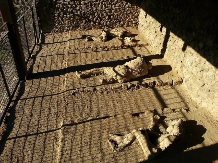 Pompeii & Vesuvius - Why Pompeii + Vesuvius works so well in a single 8-hour day