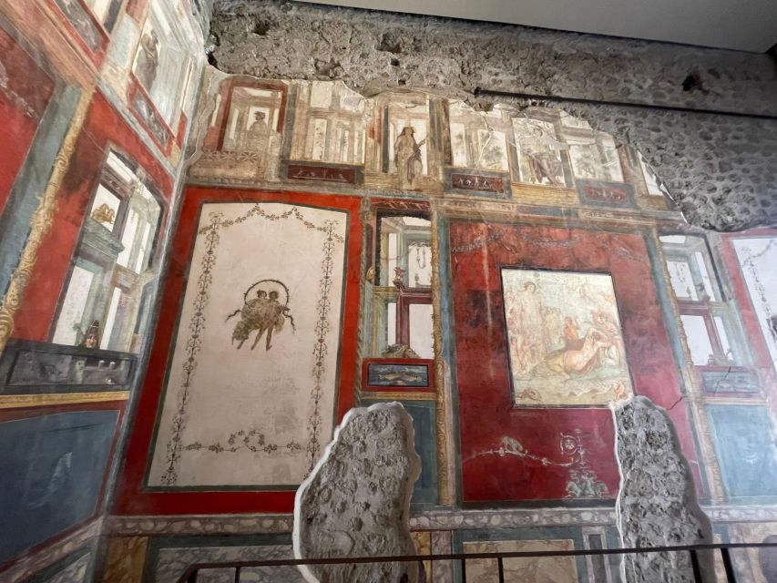 Pompeii - Vesuvius & Wine from Amalfi Coast all inclusive - FAQ