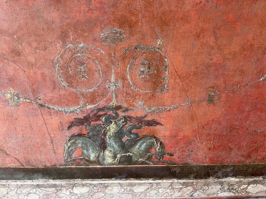 Pompeii - Vesuvius & Wine from Amalfi Coast all inclusive - Should you book the Pompeii–Vesuvius and Wine tour?