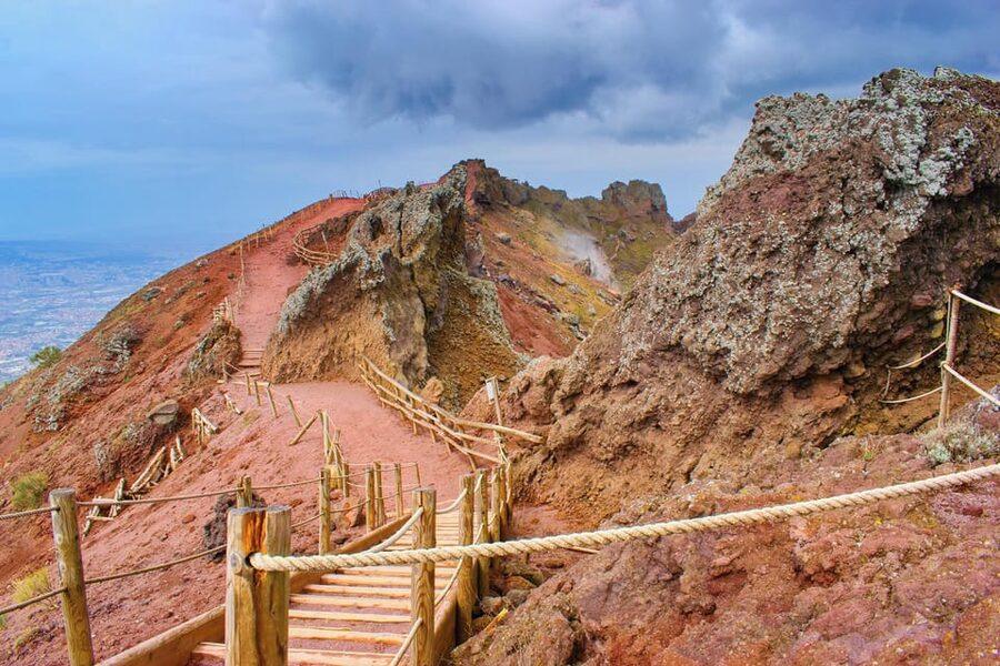 Pompeii & Vesuvius - Meeting point at Circumvesuviana: the easiest way to start on time