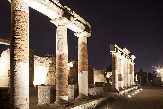 Visit the Pompeii ruins from Salerno with Pizza Lunch - Entering Pompeii Archaeological Park: your 2-hour guided highlight route
