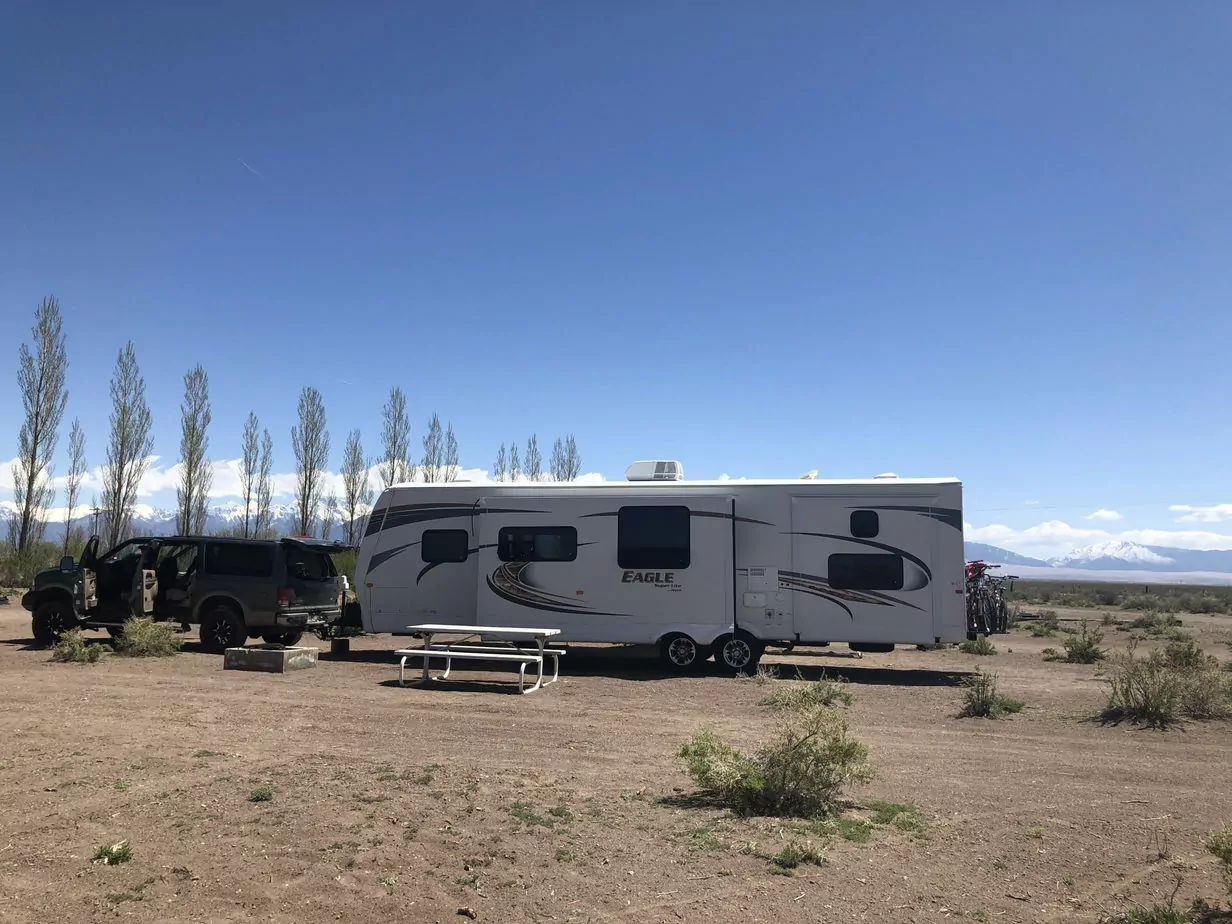 rent travel trailer and tow vehicle